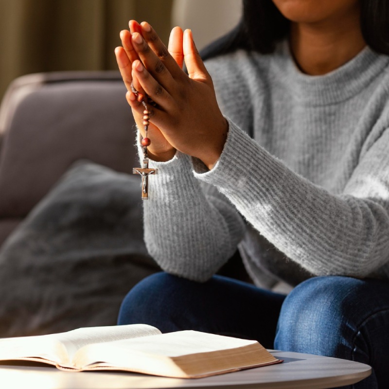 Como Criar um Cantinho de Oração em Casa - Cultura Católica In Totum